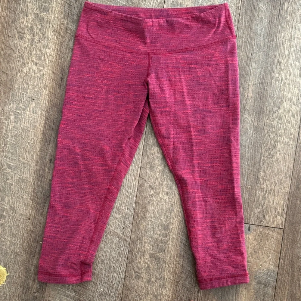 lululemon athletica Berry Melange Capri Leggings